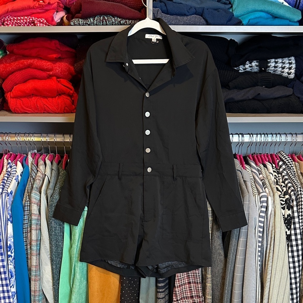 Cloud Ten black long sleeve front button closure 4 pocket fringe romper size S